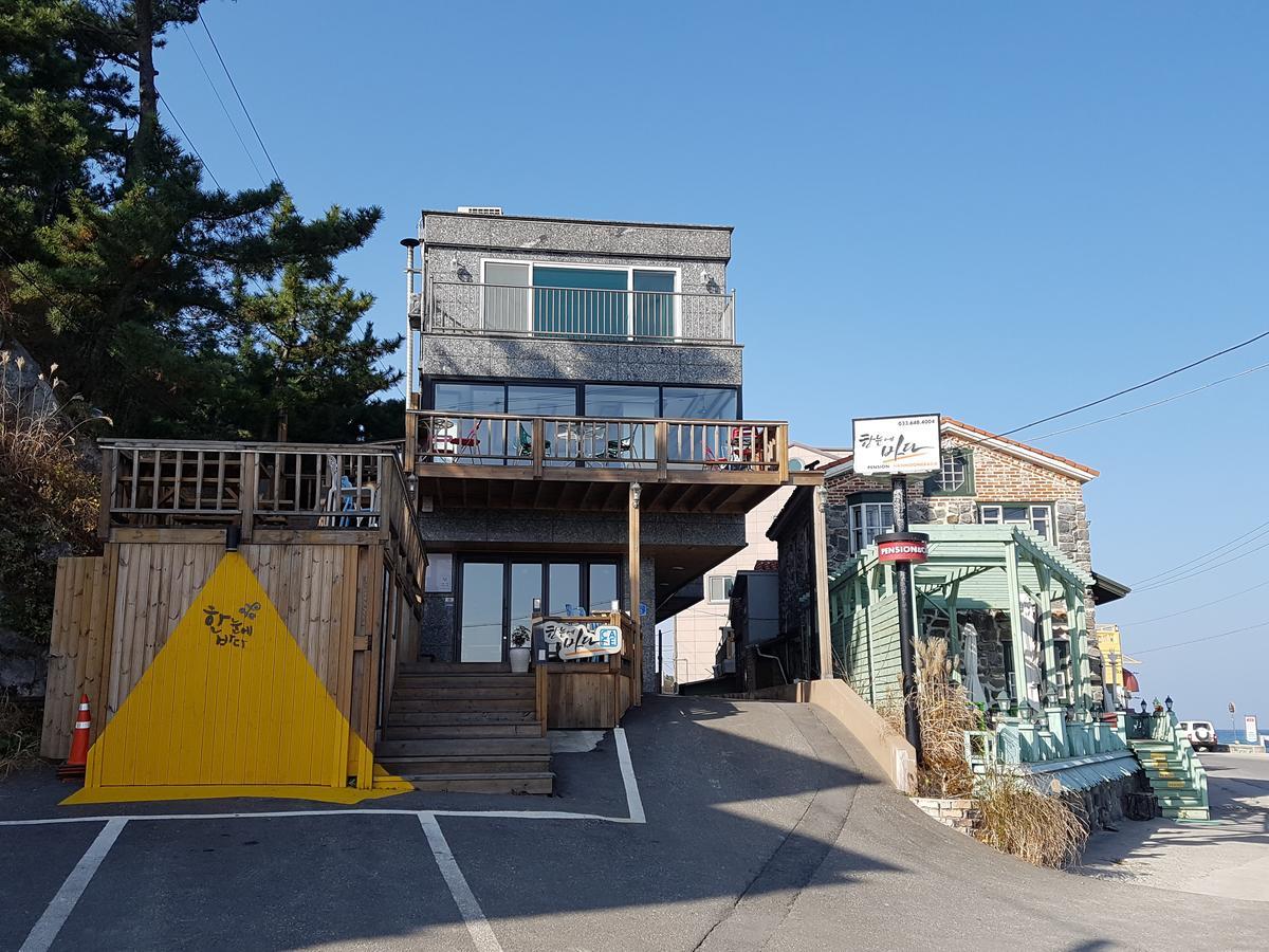 Hannoonebada Pension Gangneung Exteriör bild